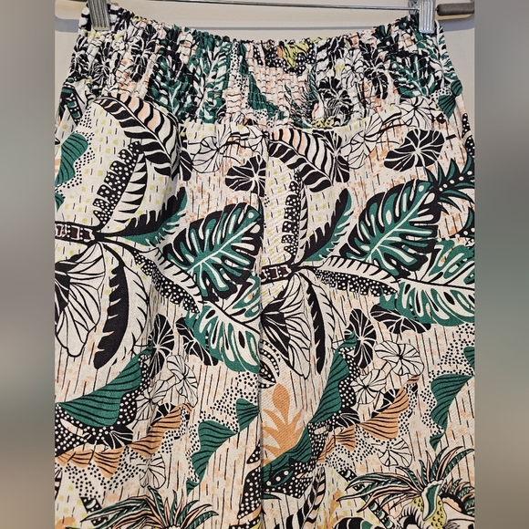 Tahari Size Large Linen Viscose Pull On Pant Wide Leg Tropical Leaf Resortwear - Picture 3 of 10